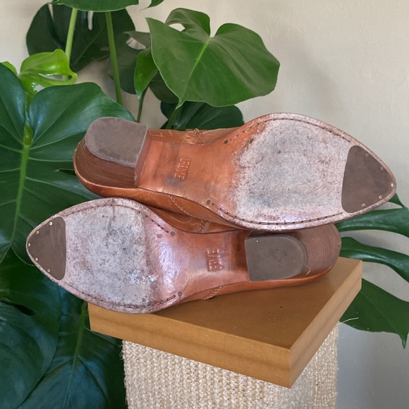 Frye Womens Leather boots sz 8 - Picture 7 of 7